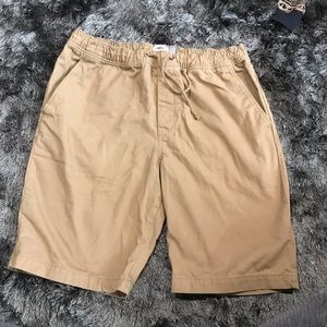 Drawstring khaki shorts